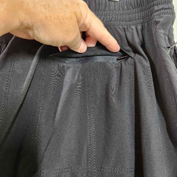 Athleta Chelsea Utility Wide Leg Pants, sz 6 - Picture 7 of 11